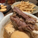 煮込みと鮮魚 酒場セカンド - 箸でほどける柔らかさ