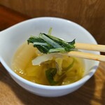 キッチン ブルー グローブ - 白菜スープを忘れていた