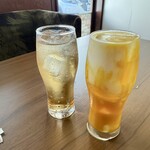 インド・ネパールレストラン＆バー ミンジュ - セットドリンクのジンジャーエール&マンゴーラッシー