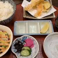 天ぷらふく西 禅と匠 - 天ぷらと刺身セット3500円別出しで天ぷらと刺身
