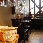 麺酒房 龍安 - 店内の様子