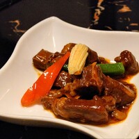 銀座夜市 - 牛バラ肉のやわらか煮込み