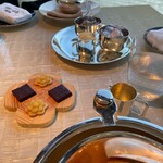 ベージュ アラン・デュカス 東京 - 