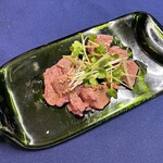 ブルスケッタ - 鶏トロレバーカルパッチョ