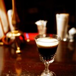 トゥジュール デビュテ - 見た目も美しく、味わいも優雅な琥珀の女王こと「ブランエノワール」