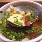 銀座 大石 - スッポンのコンソメスープと北寄貝、茶碗蒸し、芹