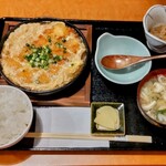 茶寮 ふ川 - 道産豚鉄鍋かつとじ膳