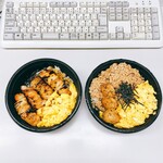 五反田 信濃屋 - ◆そぼろ丼 650円
      ◆やきとり丼 720円
      ◆ねぎま(1本) 180円→160円(丼のせ割引 －20円)
      ◆つくね(1本) 180円→160円(丼のせ割引 －20円)
      ※税込