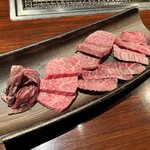 個室焼肉・神戸牛官兵衛 - 