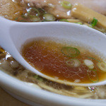 尾道ラーメン 宝竜 - ２）尾道ラーメンのスープ