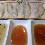 Jizakanaryouri Sushidokoro Kikuzushi - タレは塩、梅、紅葉の３種