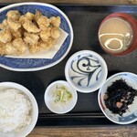 旬どころ ごはん屋さん - ホルモン天ぷら定食 1200円