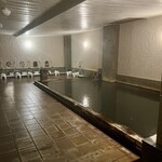 銀婚湯 - 内湯。