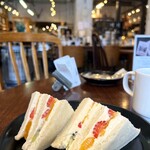 FAbULOUS - フルーツサンド1,150円