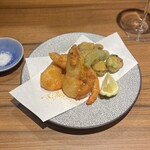 Osteria Pianino - 白姫海老のフリット からすみがけ