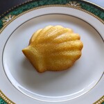 銀座コージーコーナー - 料理写真:マドレーヌ