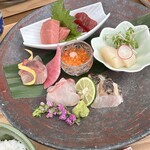 Kutsukake Dining - 