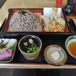 精寿庵 - 料理写真:天ざるそば