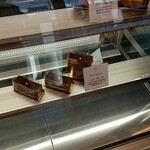 パティスリー イル・プルー・シュル・ラ・セーヌ - 