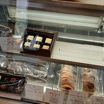 パティスリー イル・プルー・シュル・ラ・セーヌ - 