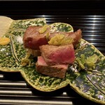 伊勢 三玄 - ◎焼き物
      　松阪牛の焼物、蓮根の炭火焼き、ふきのとう揚げ