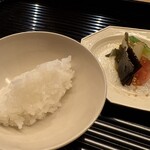 伊勢 三玄 - ①炊きたてストレート✨昆布と浅漬けで…