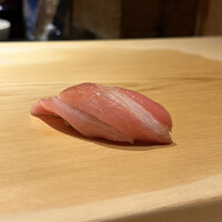 野じま - マグロの大トロにぎり
