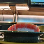 亀正くるくる寿司 - この厚み！