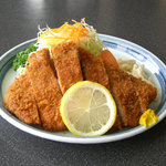 成田屋牛焼肉とんかつ - ロースかつ定食・・・￥997