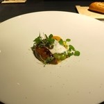 エクアトゥール - ［２回目］フォアグラと平貝のポアレ、ショウガとレモンのソース フラン添え