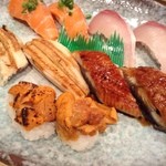 蔵すし - 料理写真:サーモン・はまち・あなご・うなぎ・あぶりうに