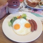 ガスト - 目玉焼き&ソーセージセット税別499円モーニング