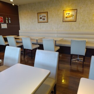 ベーカリー&カフェ ルパ_2