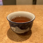 一番飯店 - 最後は温かいほうじ茶をどうぞ。（2025年2月）