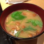 すし玄 - 豆腐となめこのお味噌汁