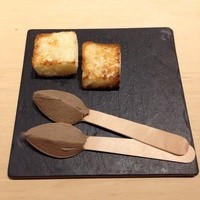 中目黒 いぐち 本店 - いぐち手造りレバーパテ 自家製パン