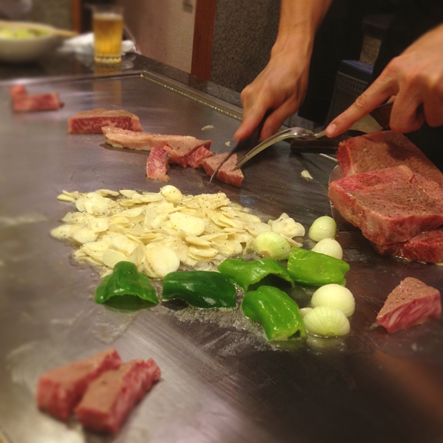 三宮ステーキ 旧居留地 大丸前 ステーキ 食べログ