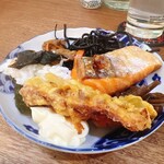 朝めし酒場 ナニコレ食堂 - 