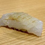 立喰い鮨 優勝 - アオリイカ。