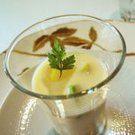 アムール - 新じゃがいも　アボカド　トマト　～なめらかな口当たりで～