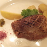 ワインレストラン ドミナス - イベリコ豚首肉のステーキ  柚子胡椒と赤ワイン塩添え