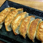 8番らーめん - セットの餃子　(単品286円)