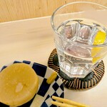 tell me キッチン - おでん大根　奄美黒糖焼酎『奄美』お湯割りに無農薬レモン