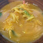 大にし - 大きい海老天がどーん