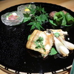日本料理 幸庵 - 八寸：鰻の酒塩焼き、石川芋ウニ射込み、万願寺焼き浸し他