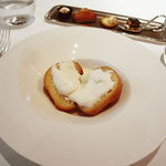 レ セゾン - 伝統菓子 ババ ラム酒風味！