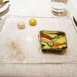 契約農家より取り寄せた、20種類の野菜