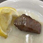 西村屋 - タンステーキ