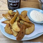 大衆食堂みゆき - 皮付きポテト