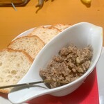 Cafe 鎌倉美学 - 南仏風6種きのこのパテ